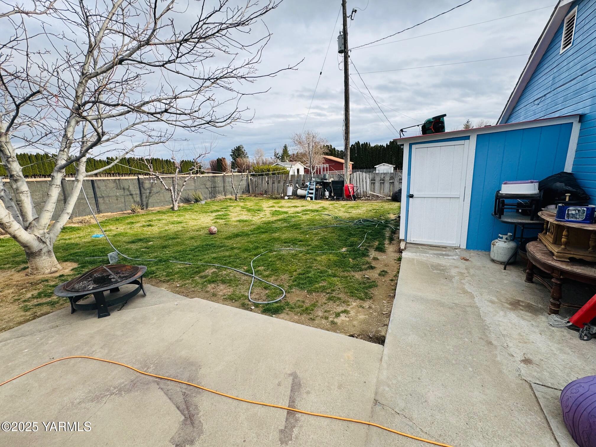 1703 Beaudry Rd