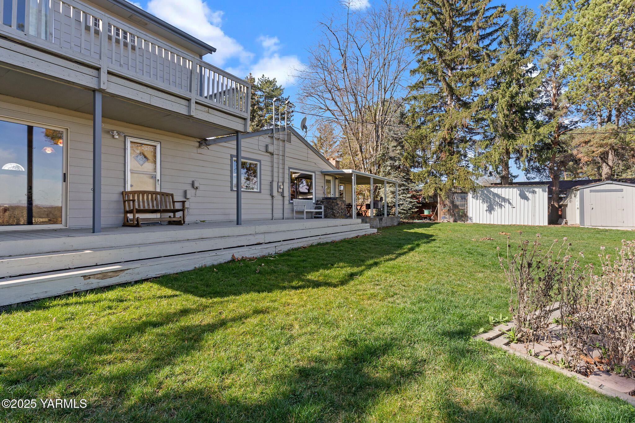 6416 W Arrowhead Ave