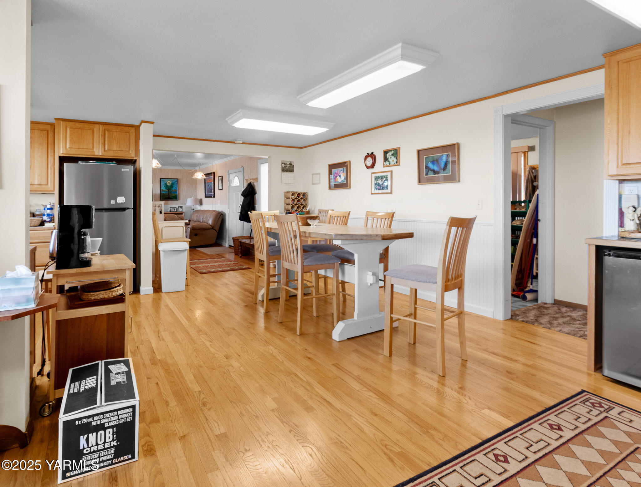 6416 W Arrowhead Ave
