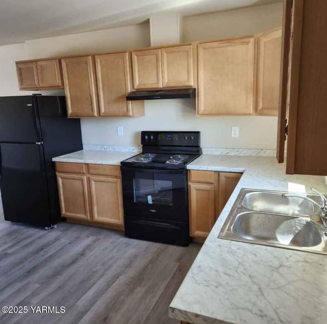 130 Mauch Alley St Unit: A,B,C