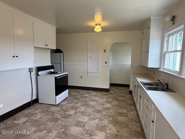 3901 W Lincoln Ave