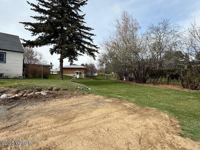 3901 W Lincoln Ave
