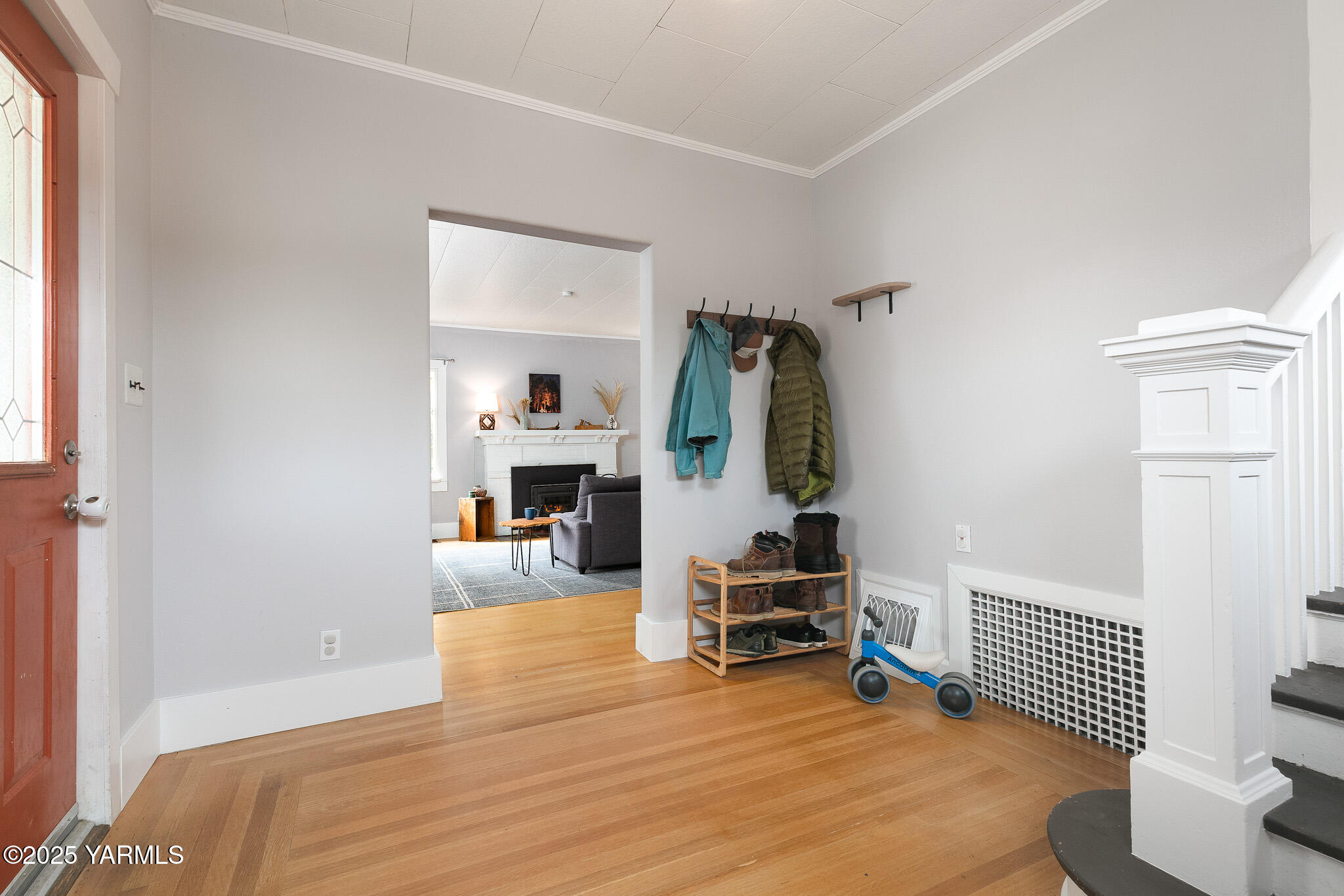 214 S 17th Ave