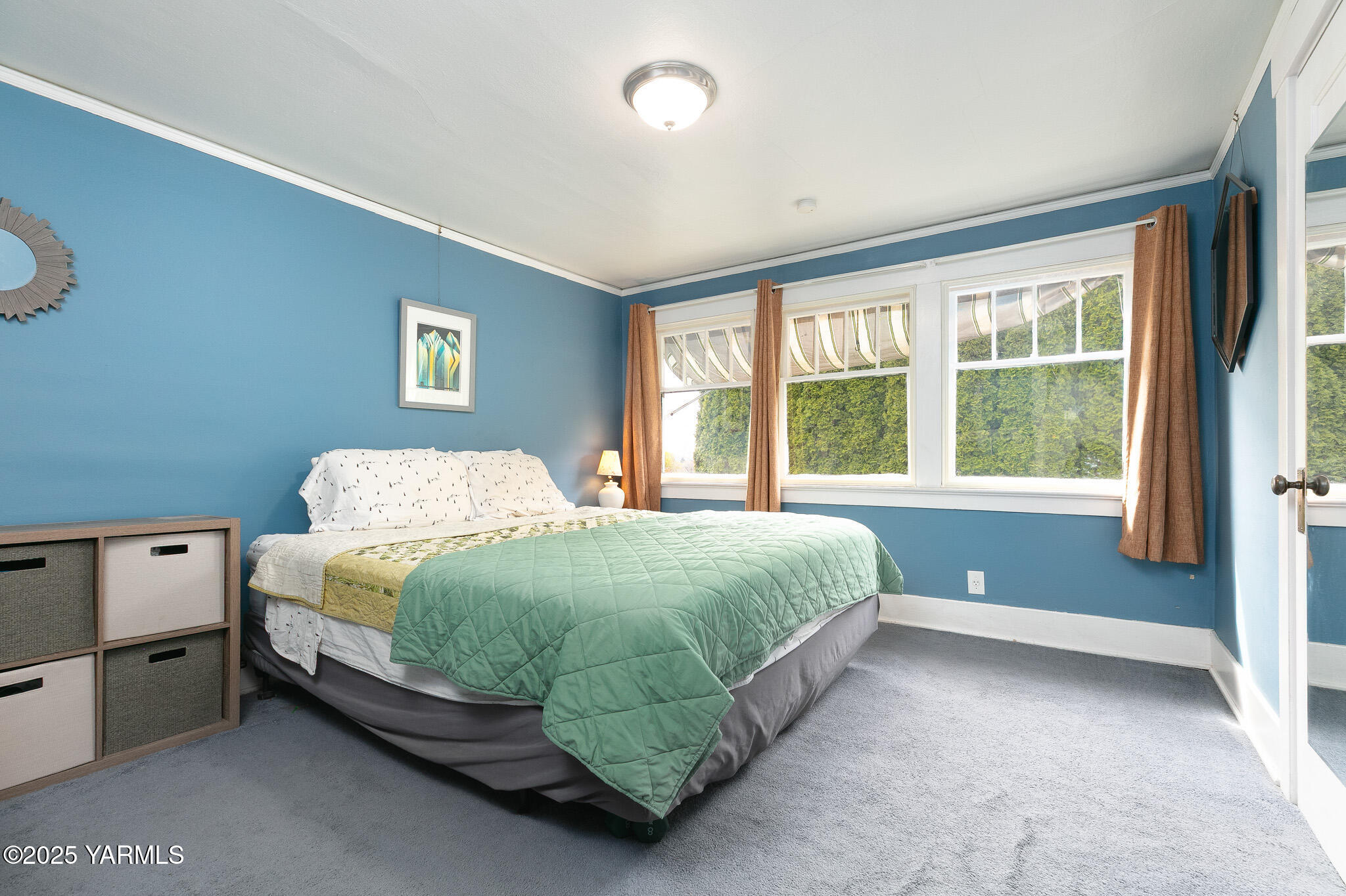 214 S 17th Ave