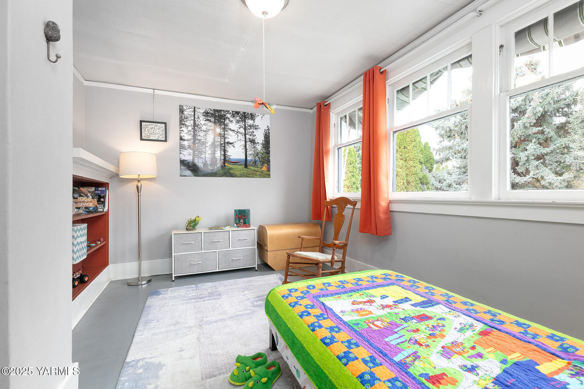 214 S 17th Ave