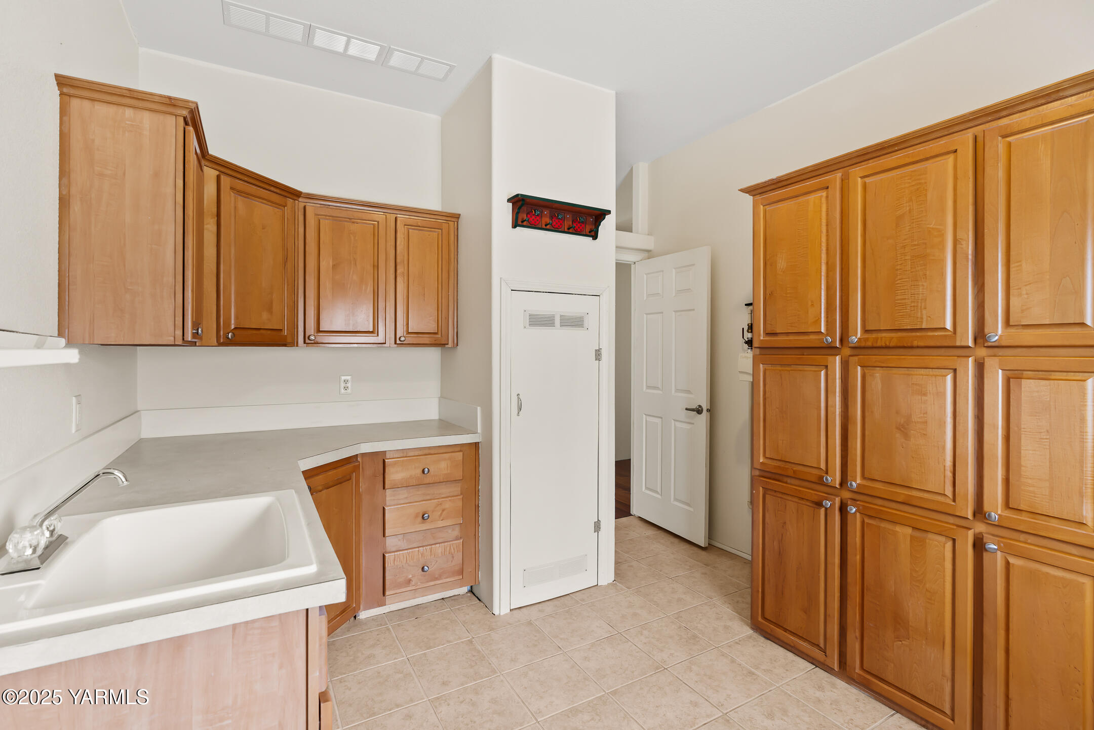 281 Ann Dr