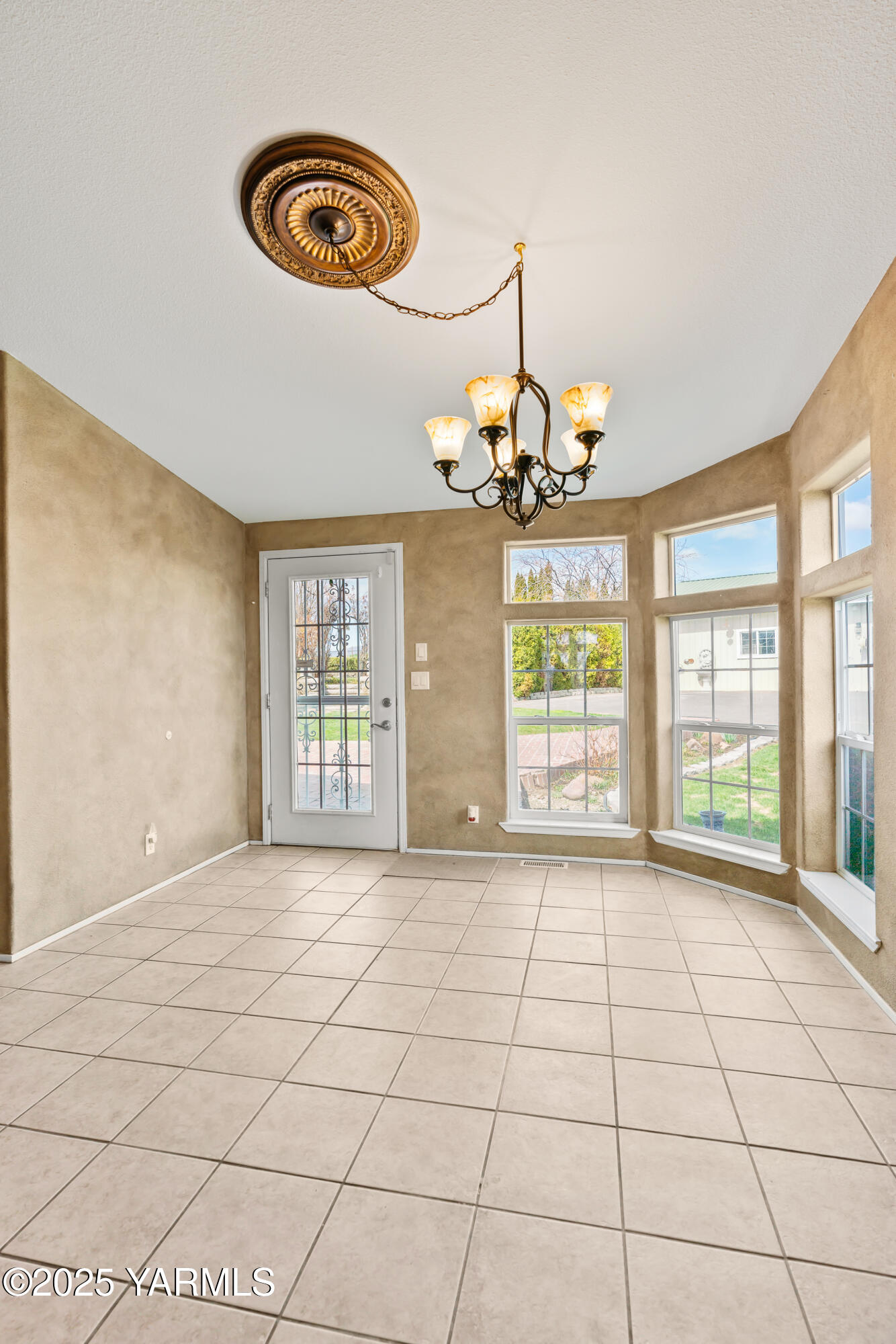281 Ann Dr