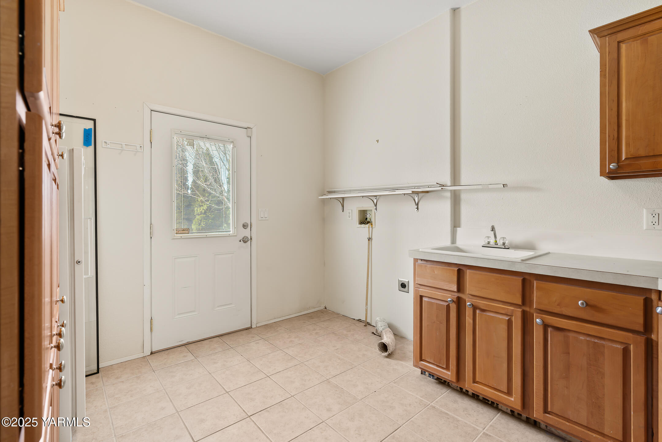 281 Ann Dr