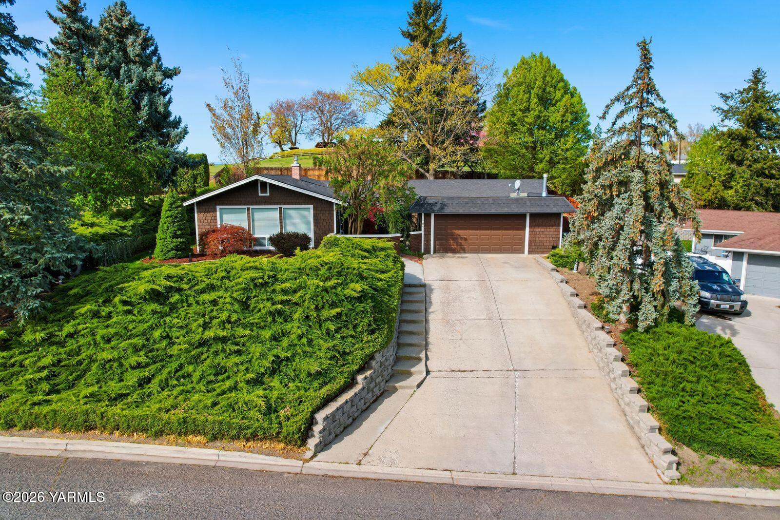 1704 Conover Dr