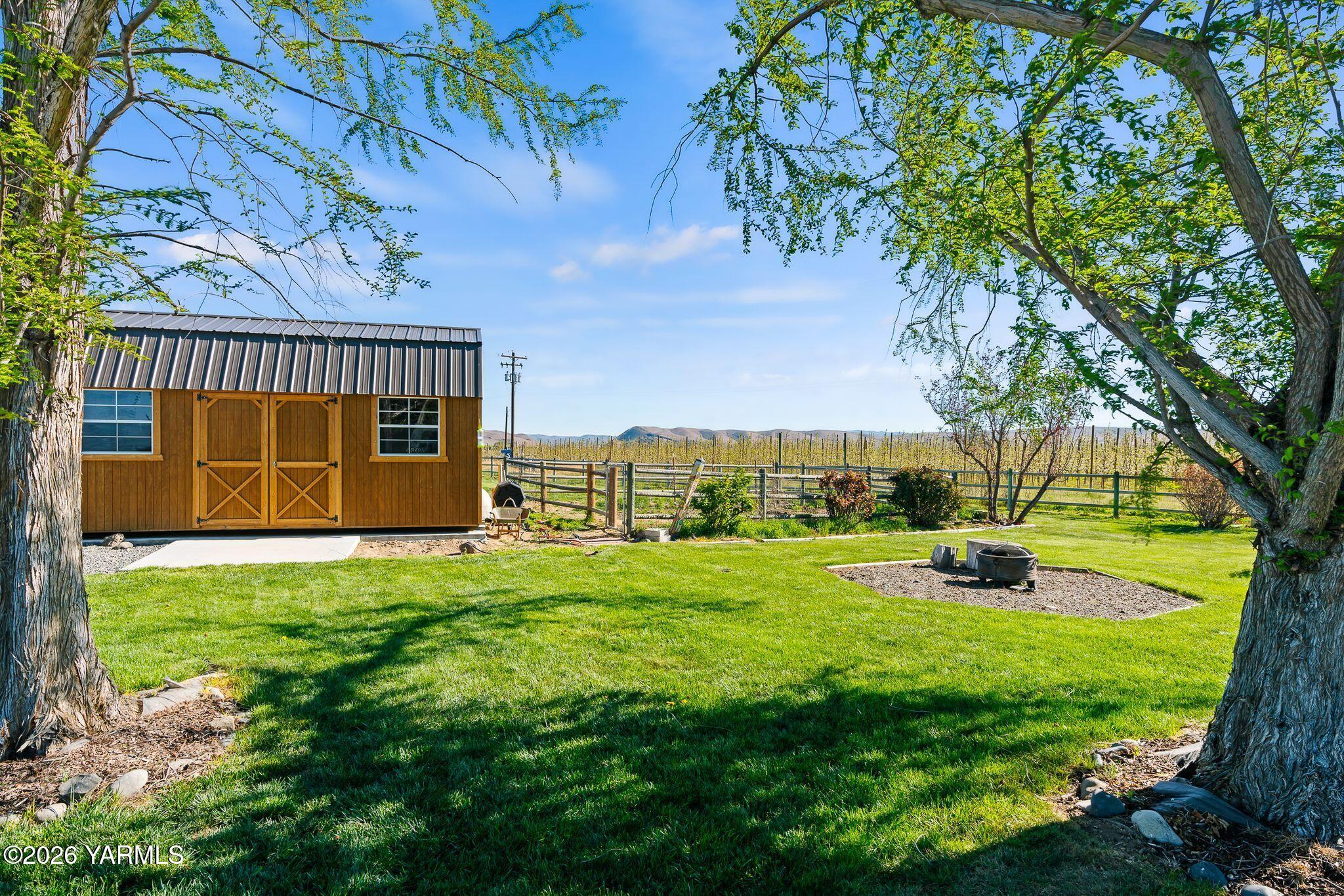 2550 Kays Rd