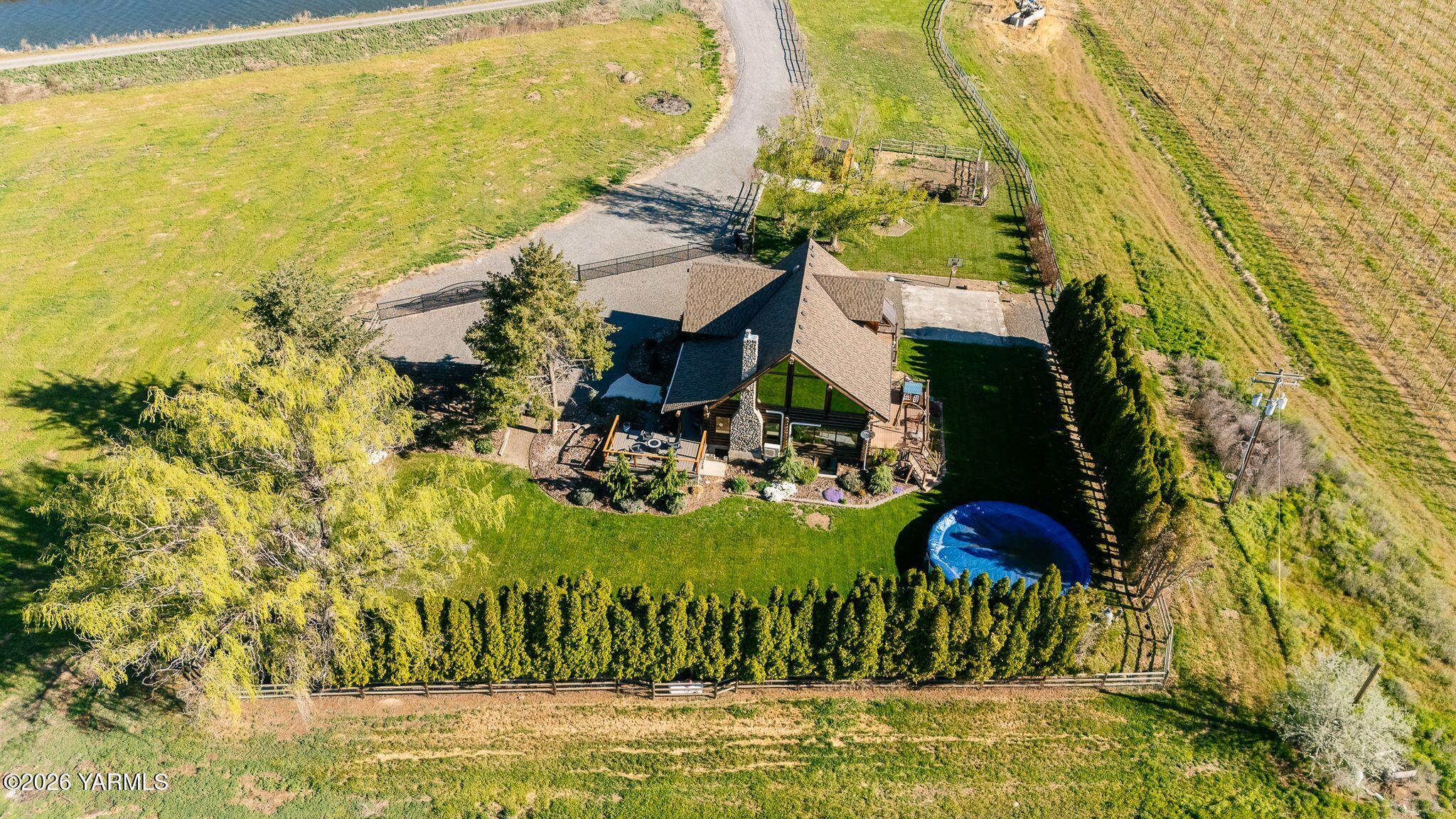 2550 Kays Rd