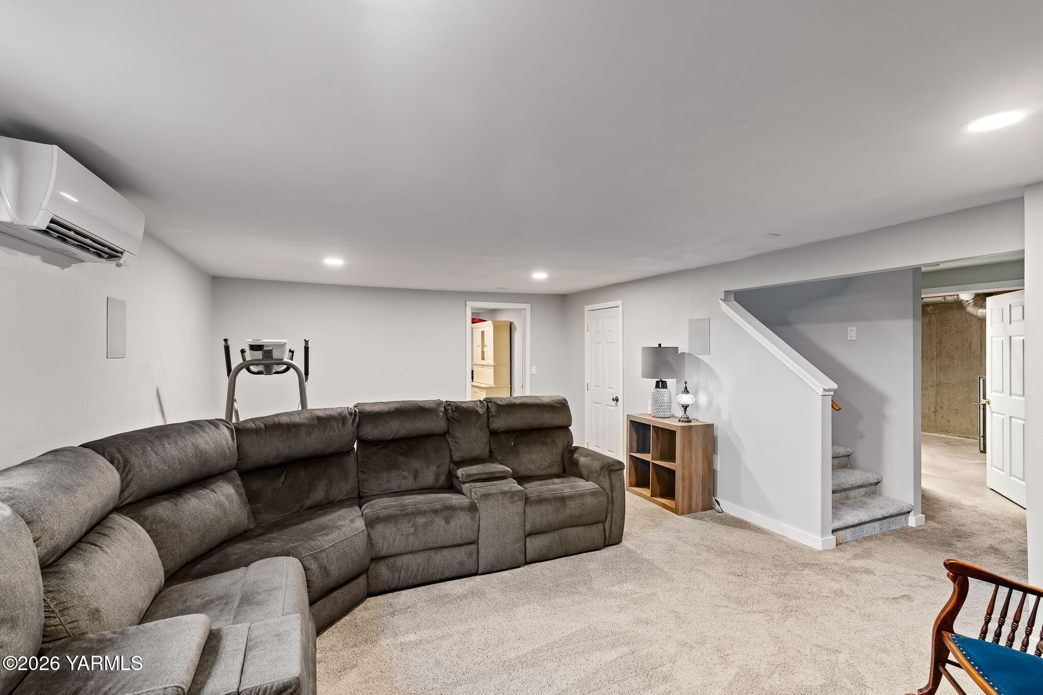 2550 Kays Rd