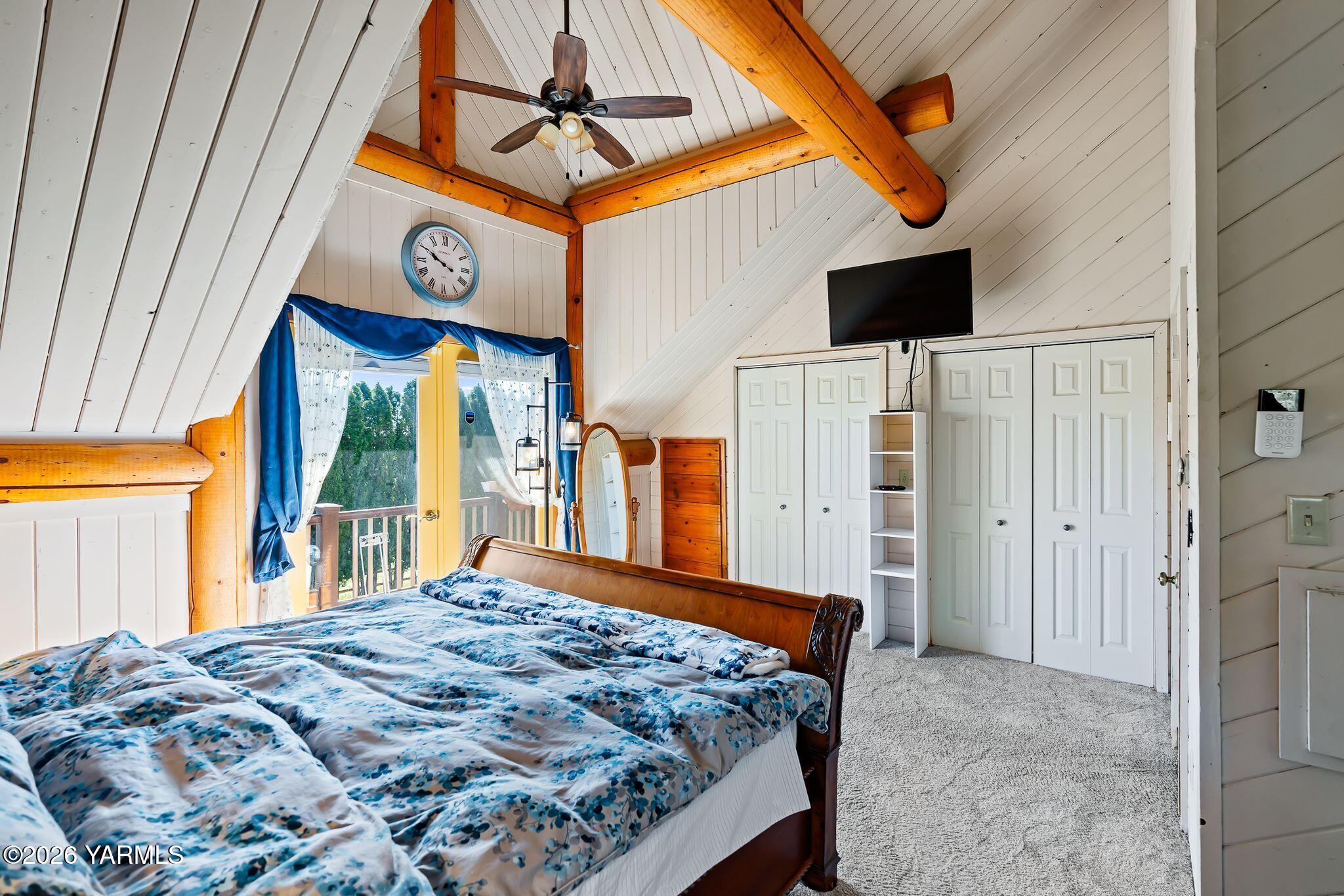 2550 Kays Rd