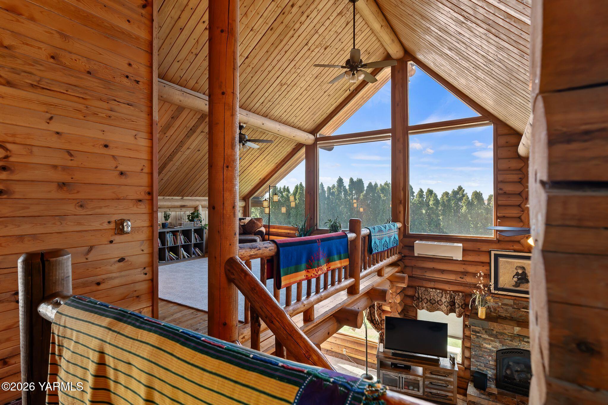 2550 Kays Rd