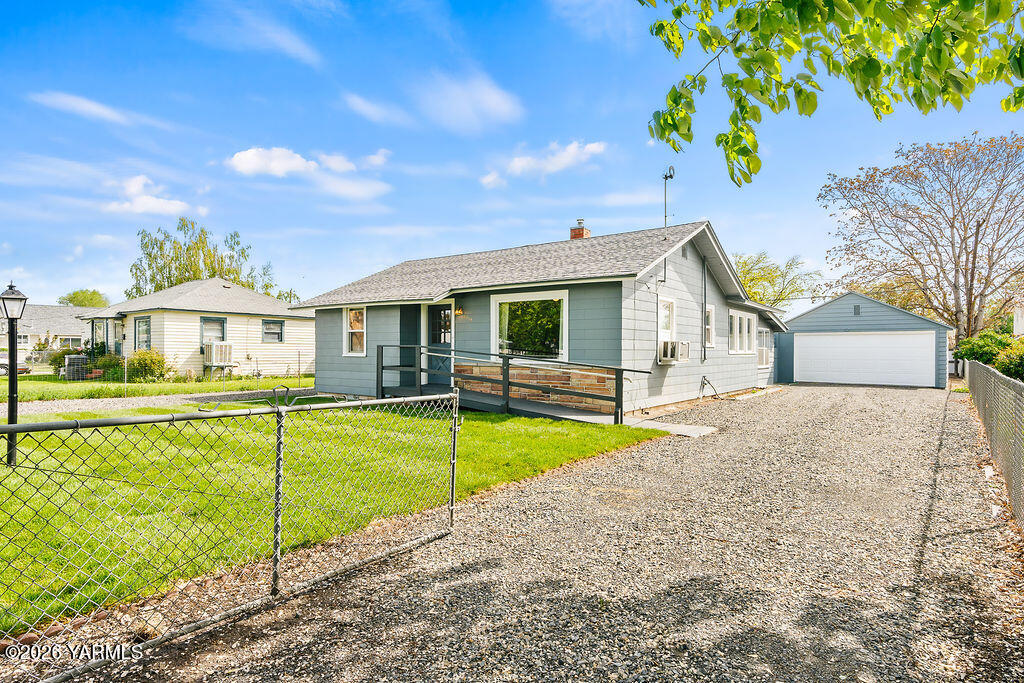 2019 S 2nd Ave