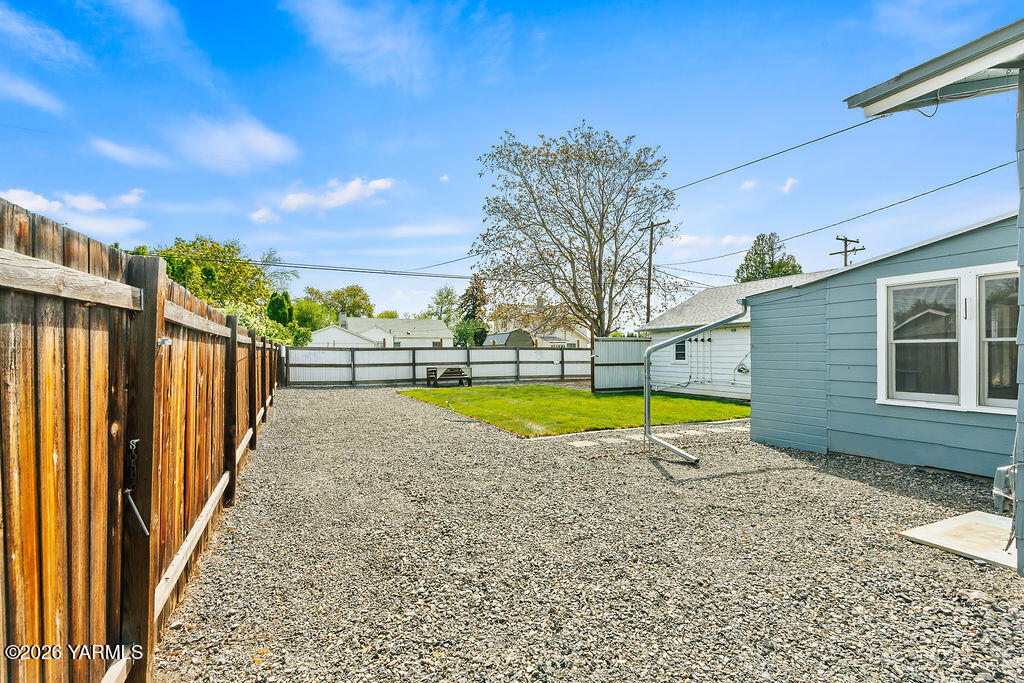 2019 S 2nd Ave