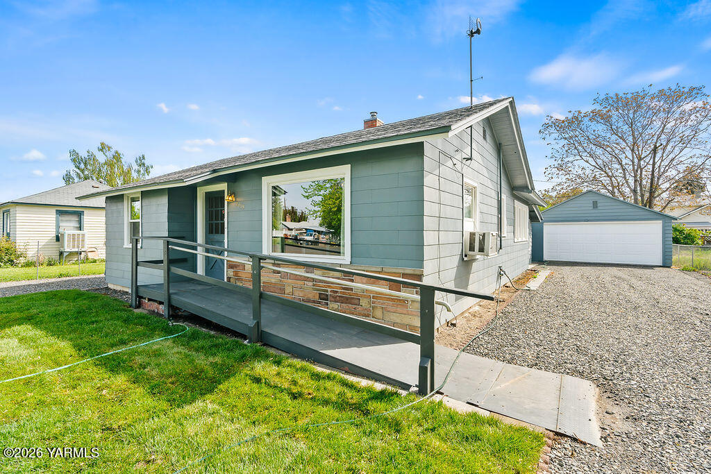 2019 S 2nd Ave
