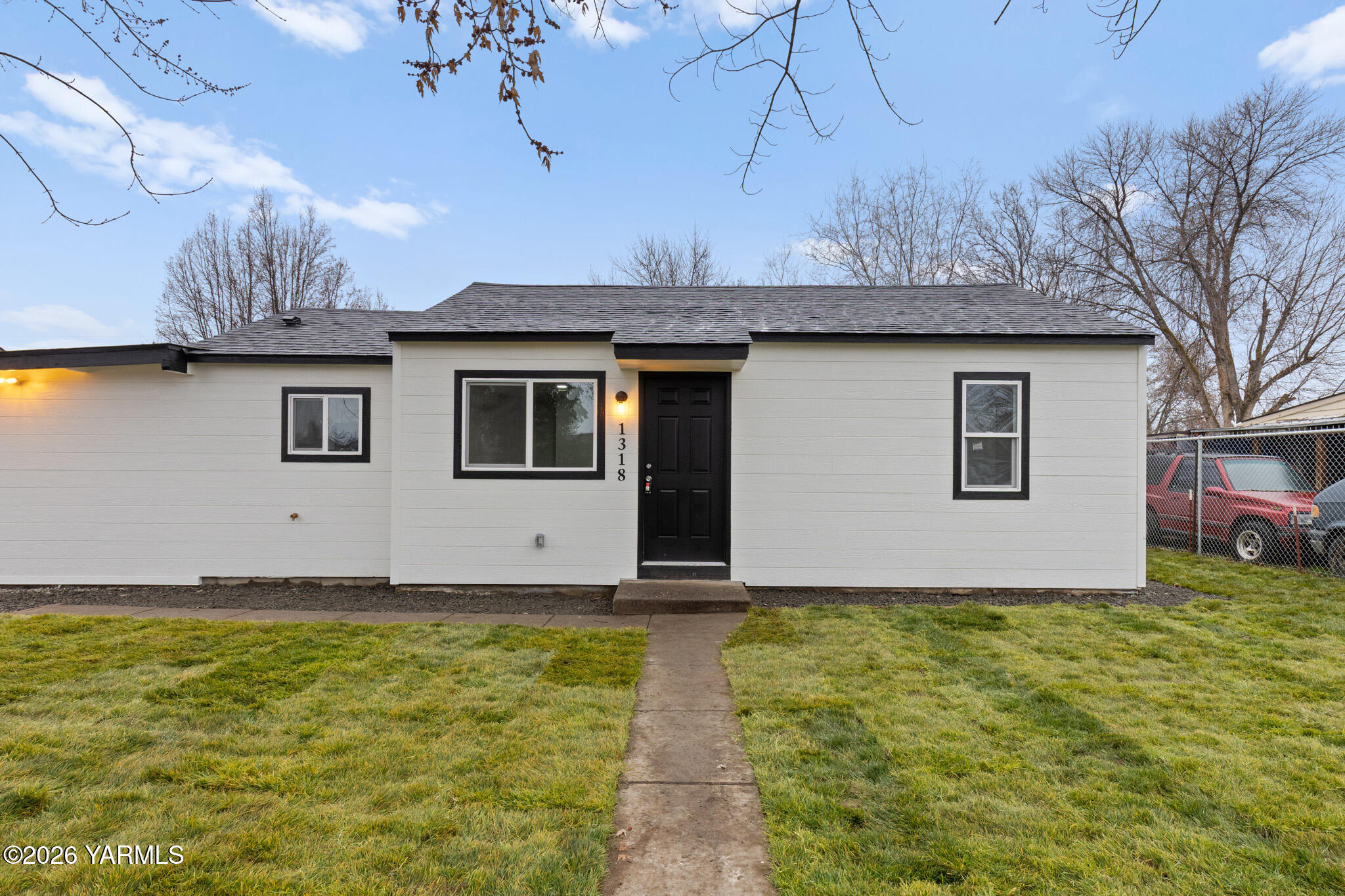 1318 S 11th Ave