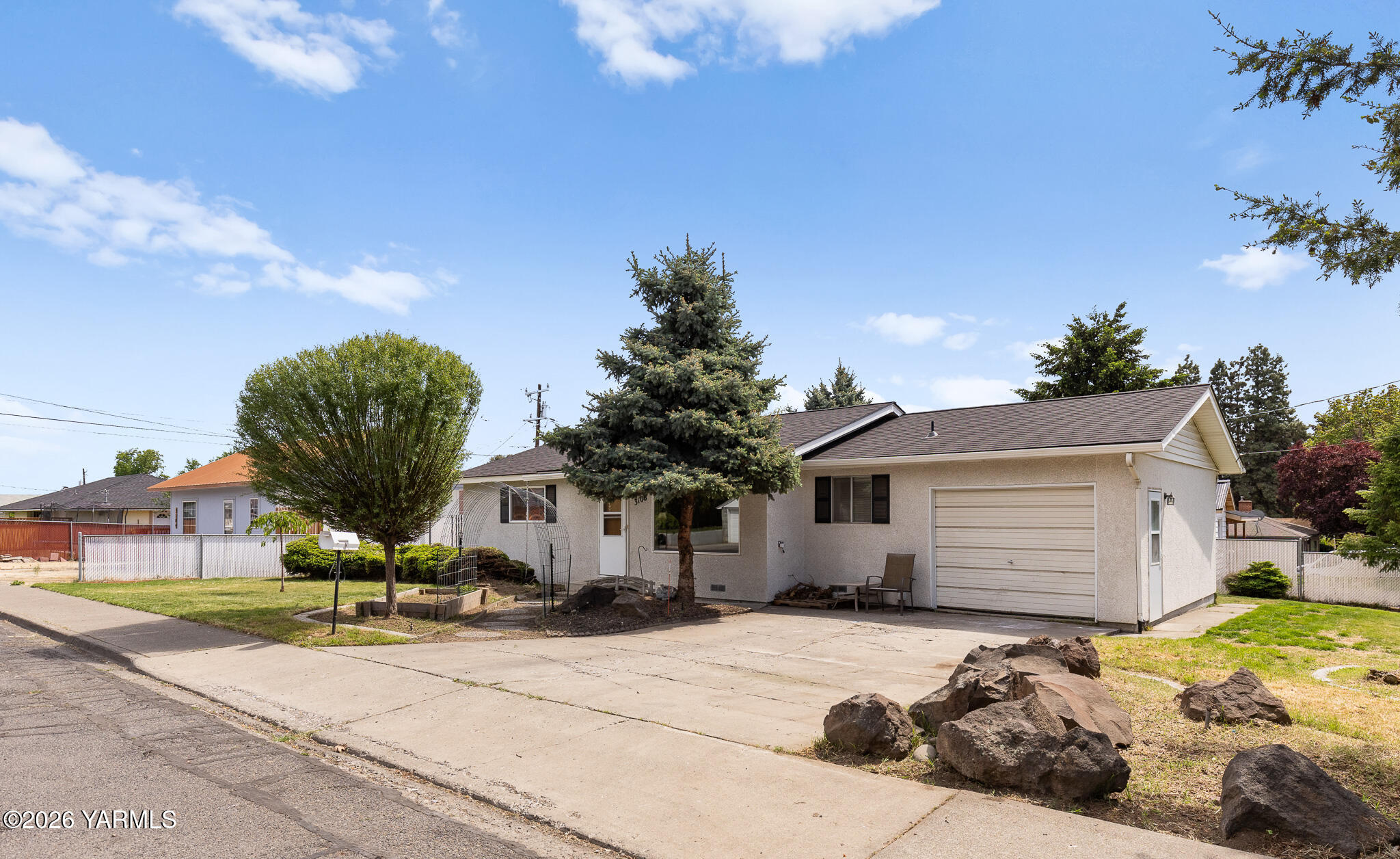 3106 Bonnie Doon Ave