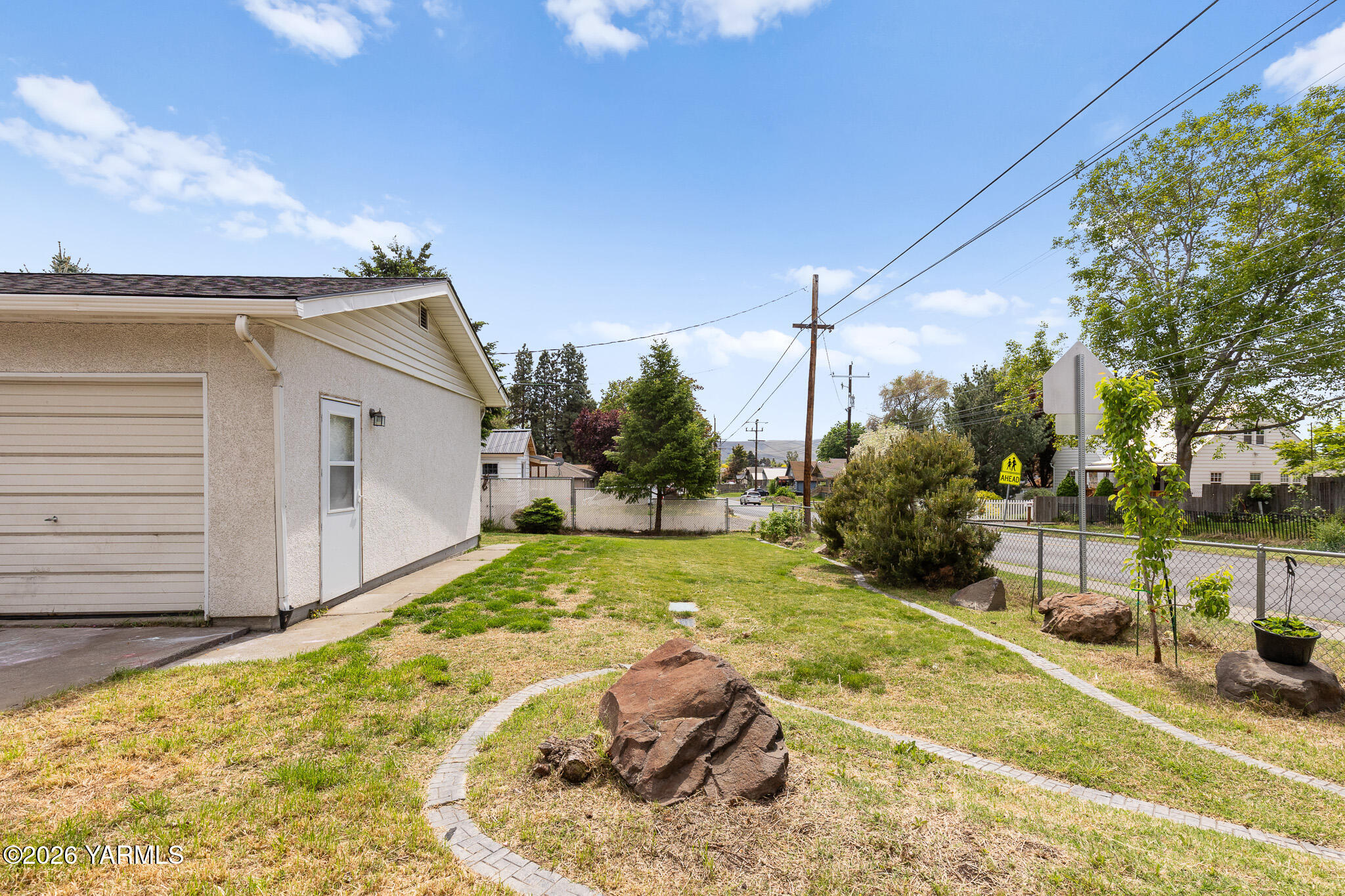 3106 Bonnie Doon Ave