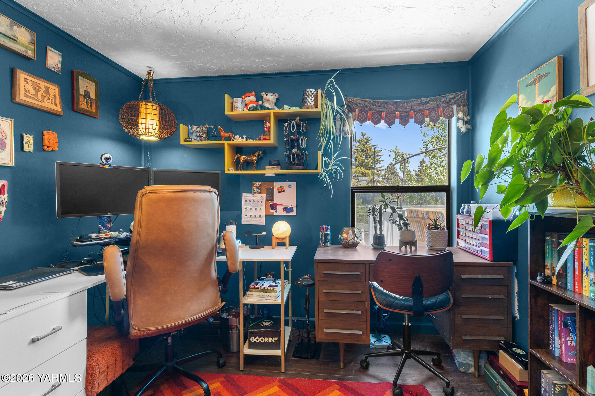 221 N 32nd Ave