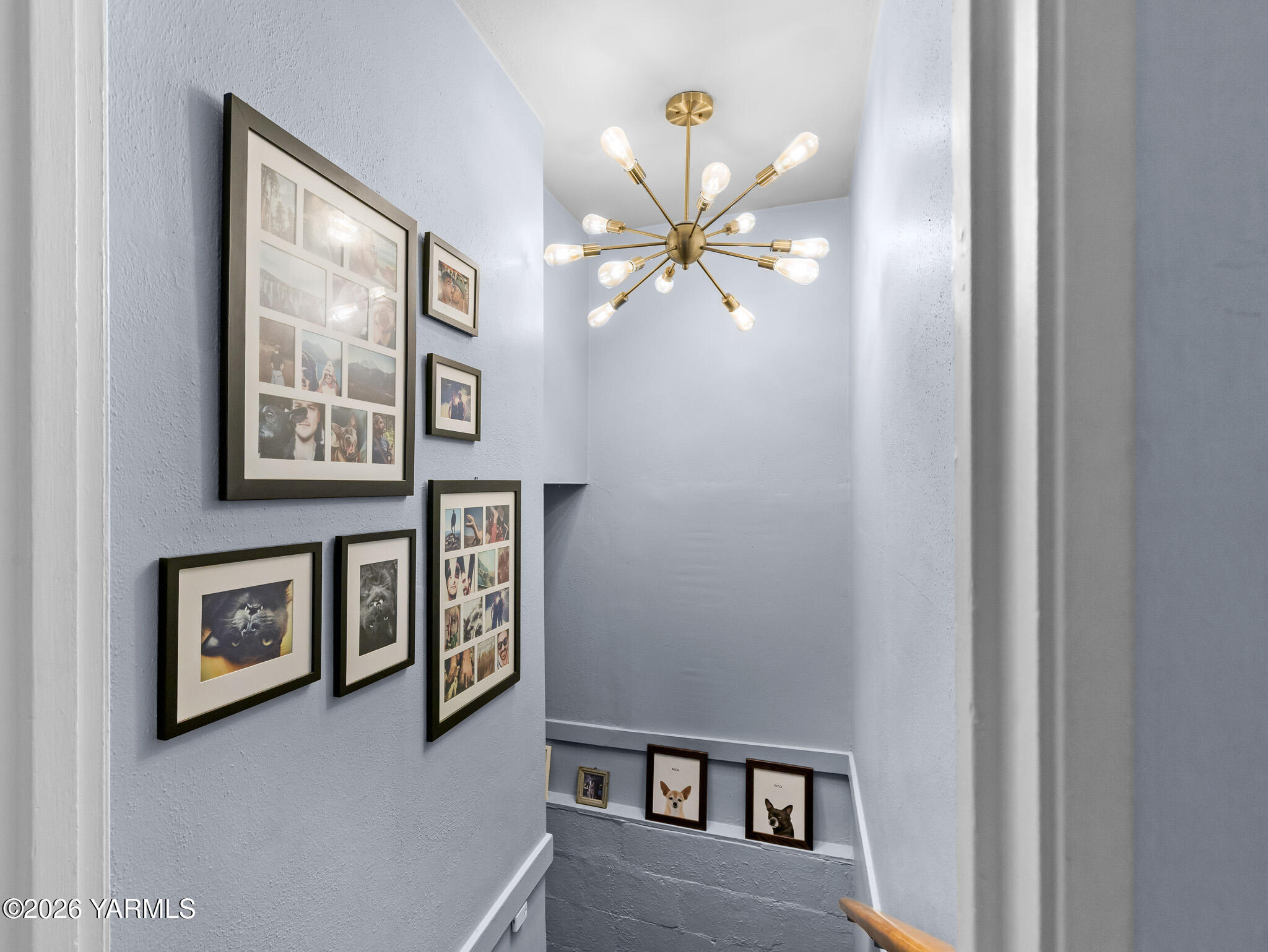 221 N 32nd Ave