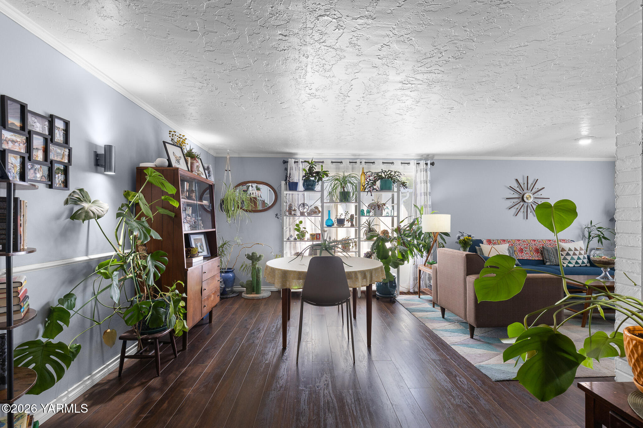 221 N 32nd Ave