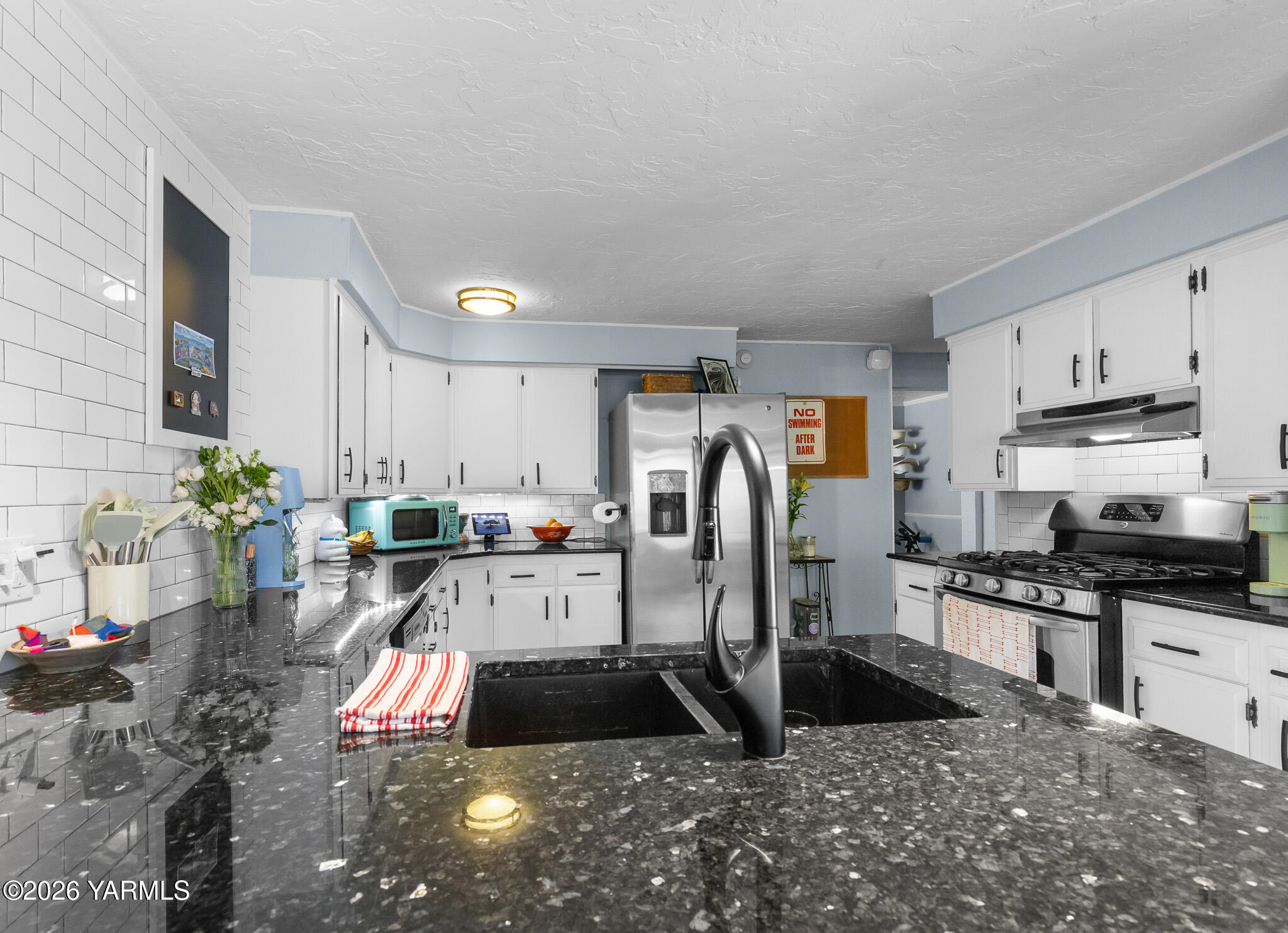 221 N 32nd Ave
