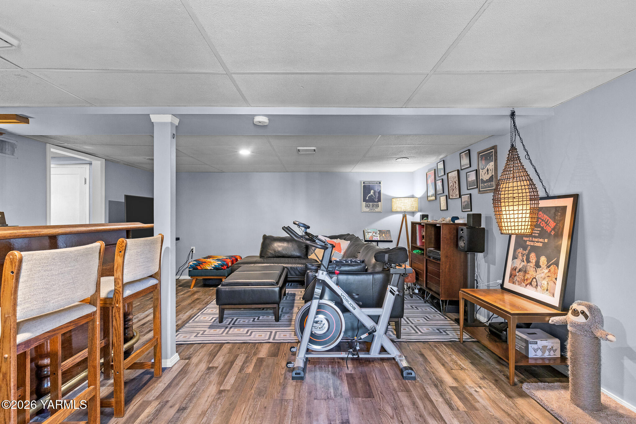 221 N 32nd Ave