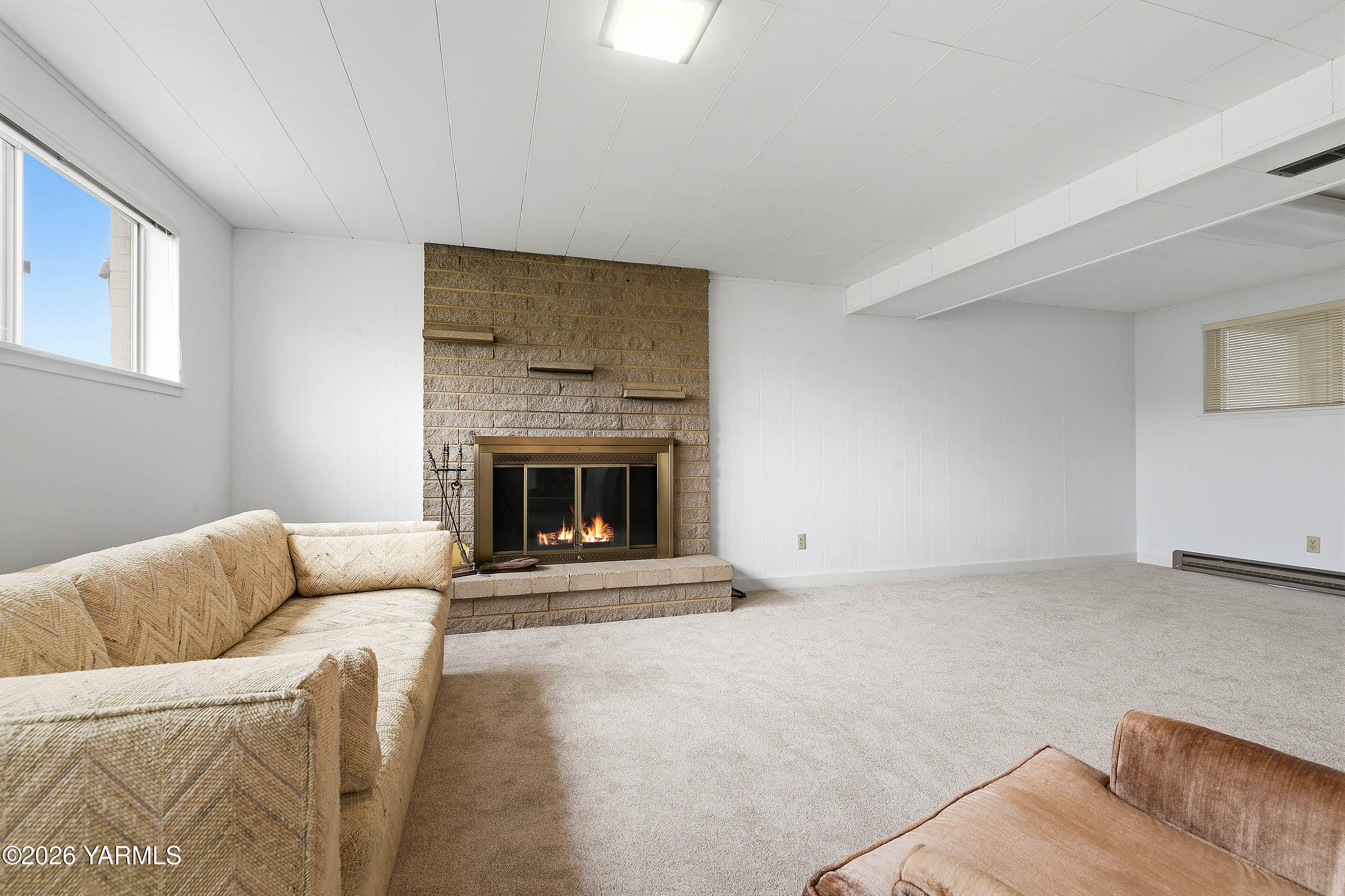 1208 S 28th Ave