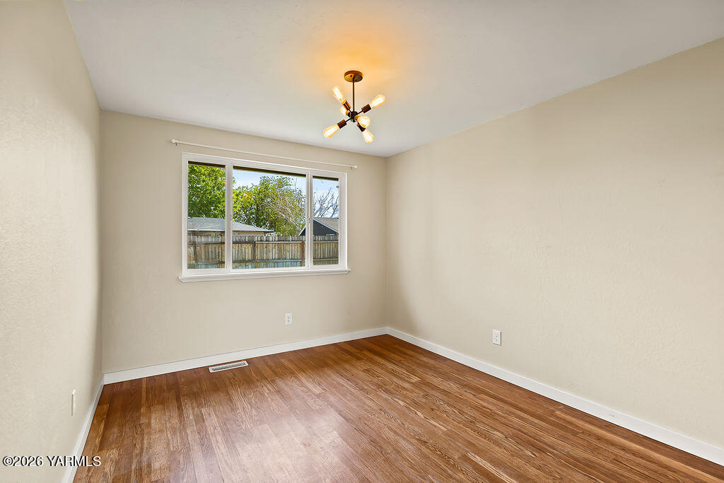 1301 Hamilton Ave