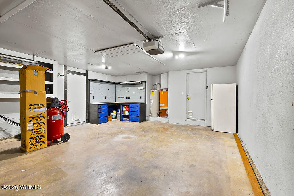 1301 Hamilton Ave