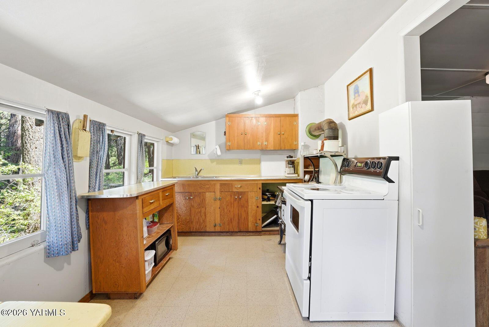19011 HWY 410 Unit: 11