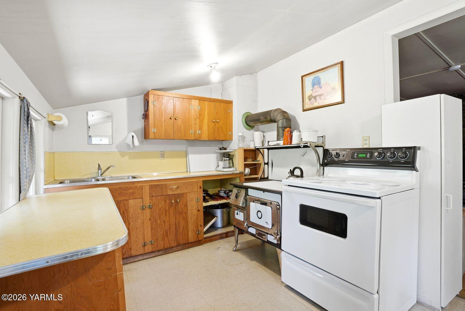 19011 HWY 410 Unit: 11