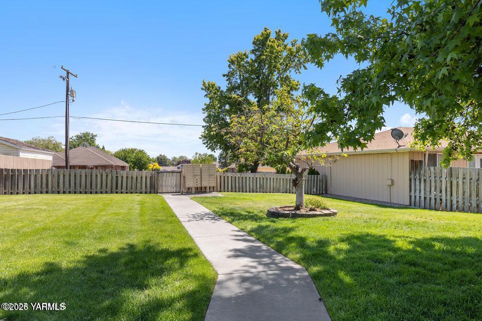 7606 Summitview Ave Unit: #15