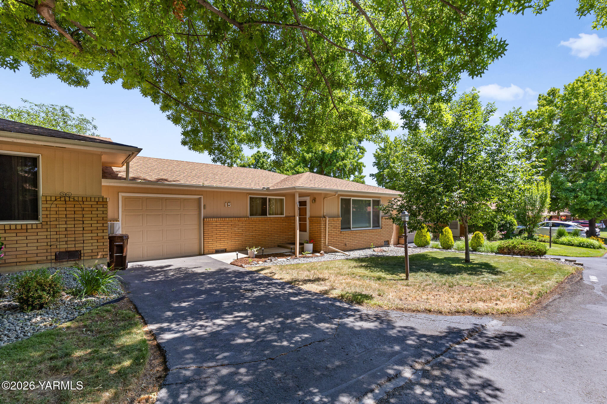 7606 Summitview Ave Unit: #15