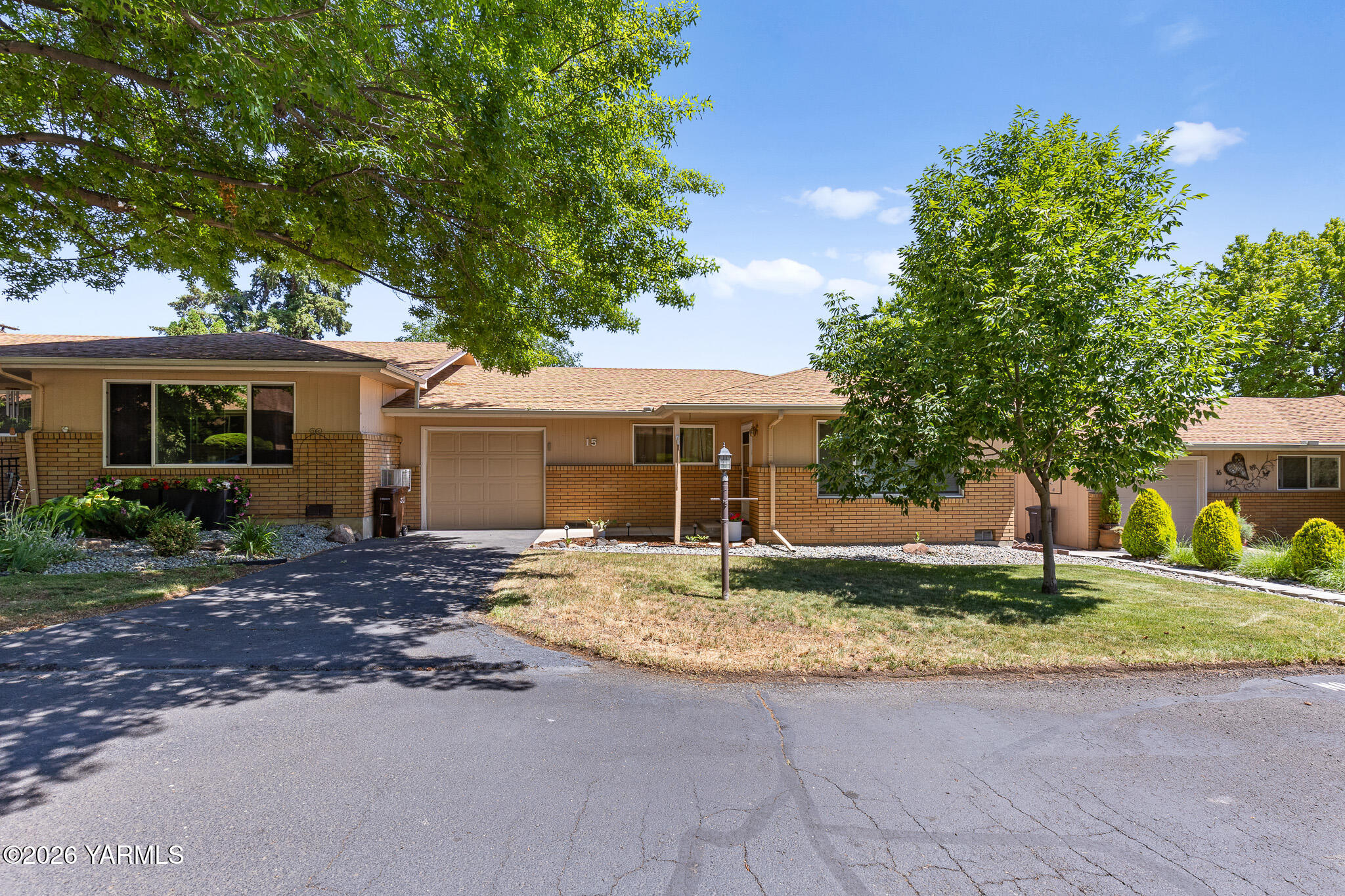 7606 Summitview Ave Unit: #15