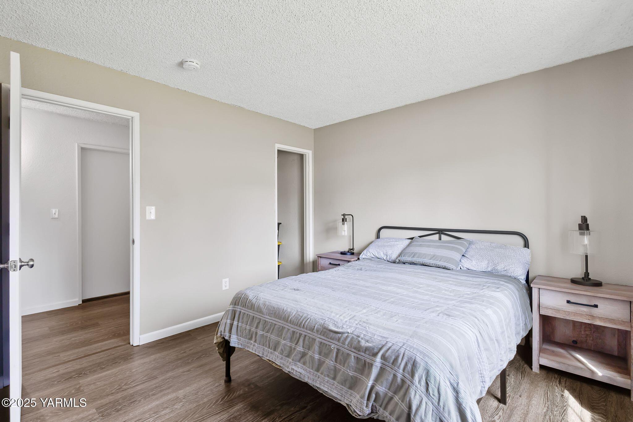 11 Suntides Blvd