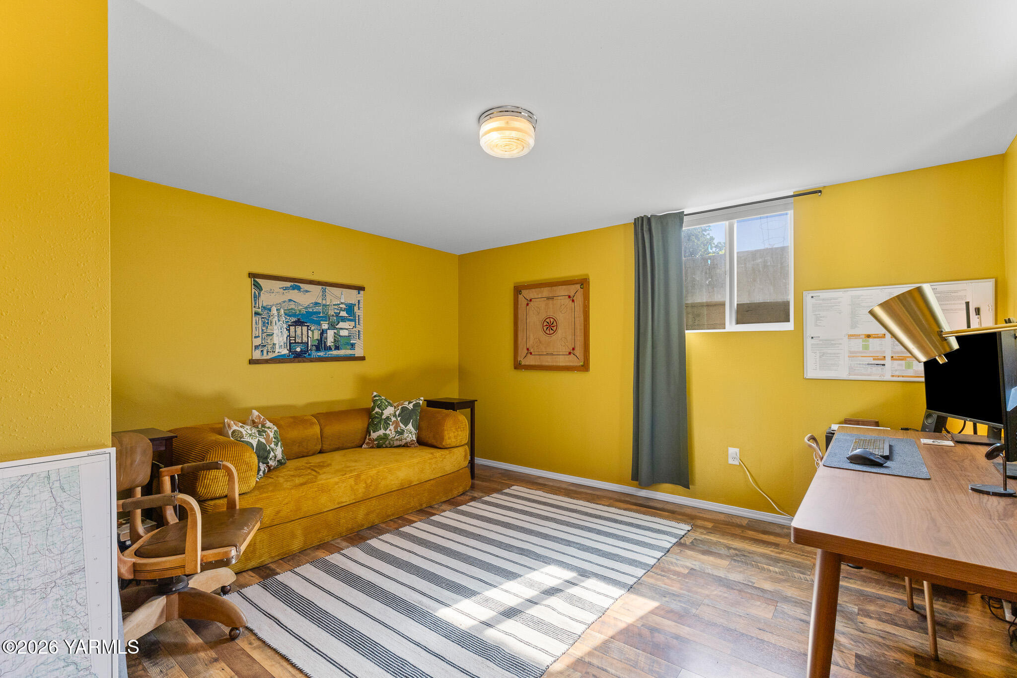 302 N 27th Ave