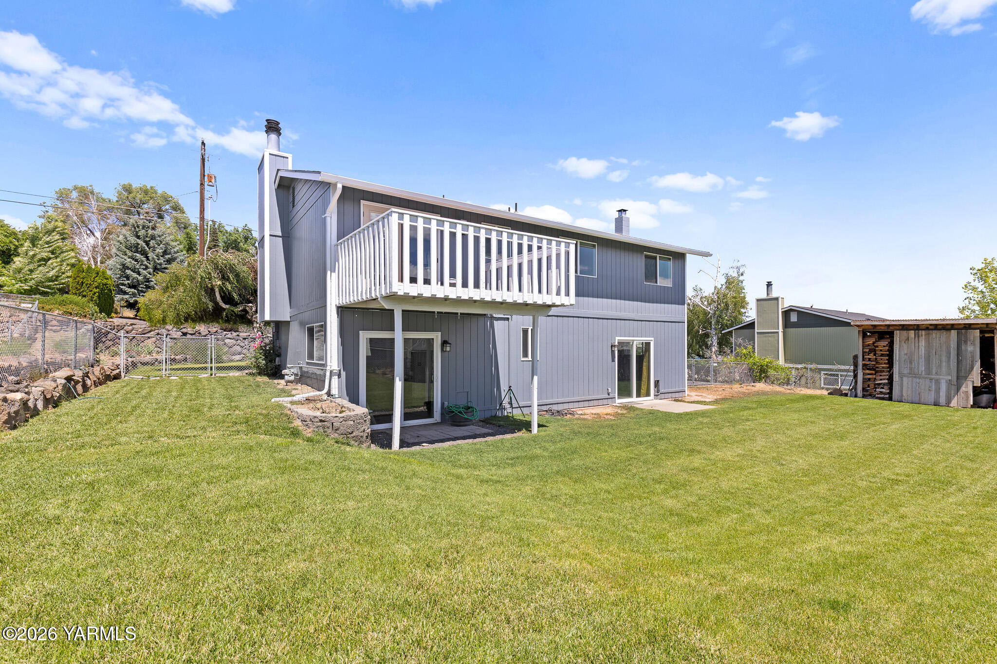 210 W Goodlander Rd