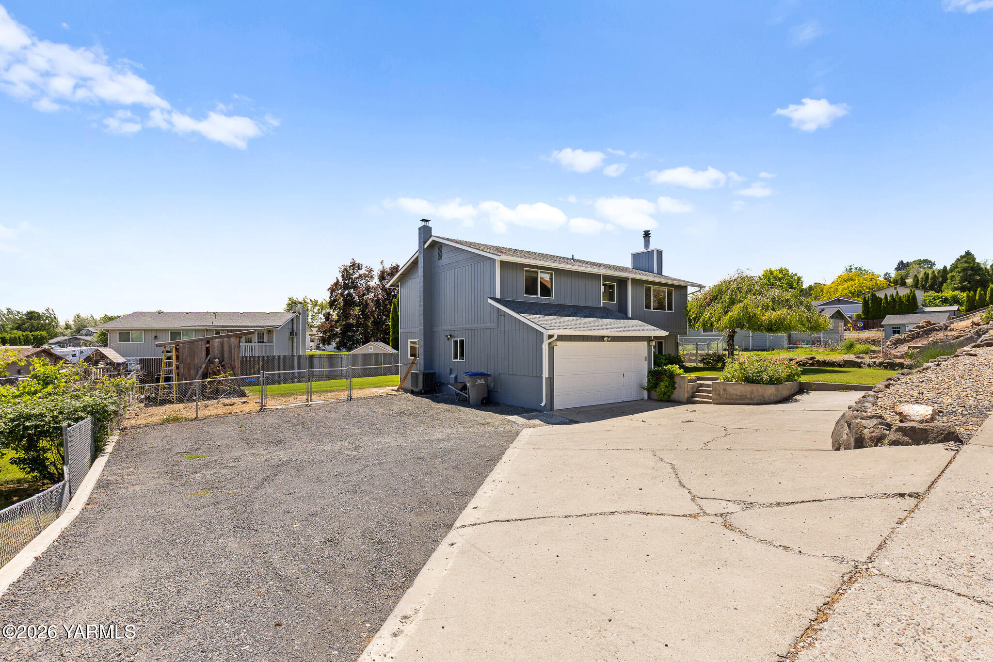 210 W Goodlander Rd