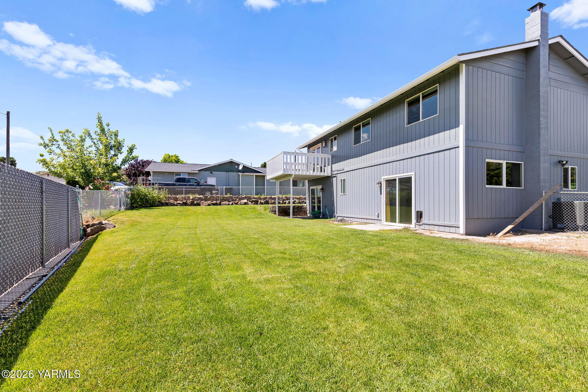 210 W Goodlander Rd