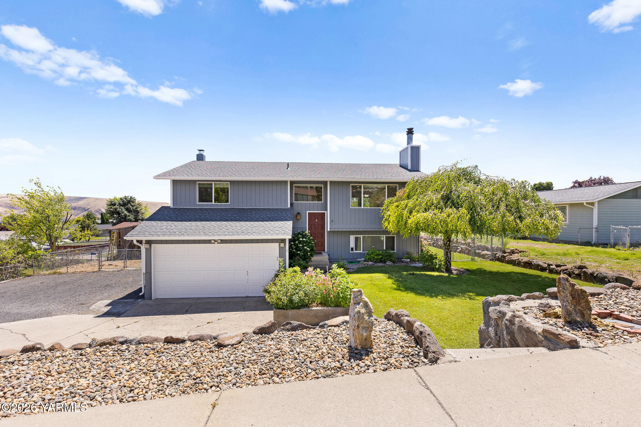 210 W Goodlander Rd