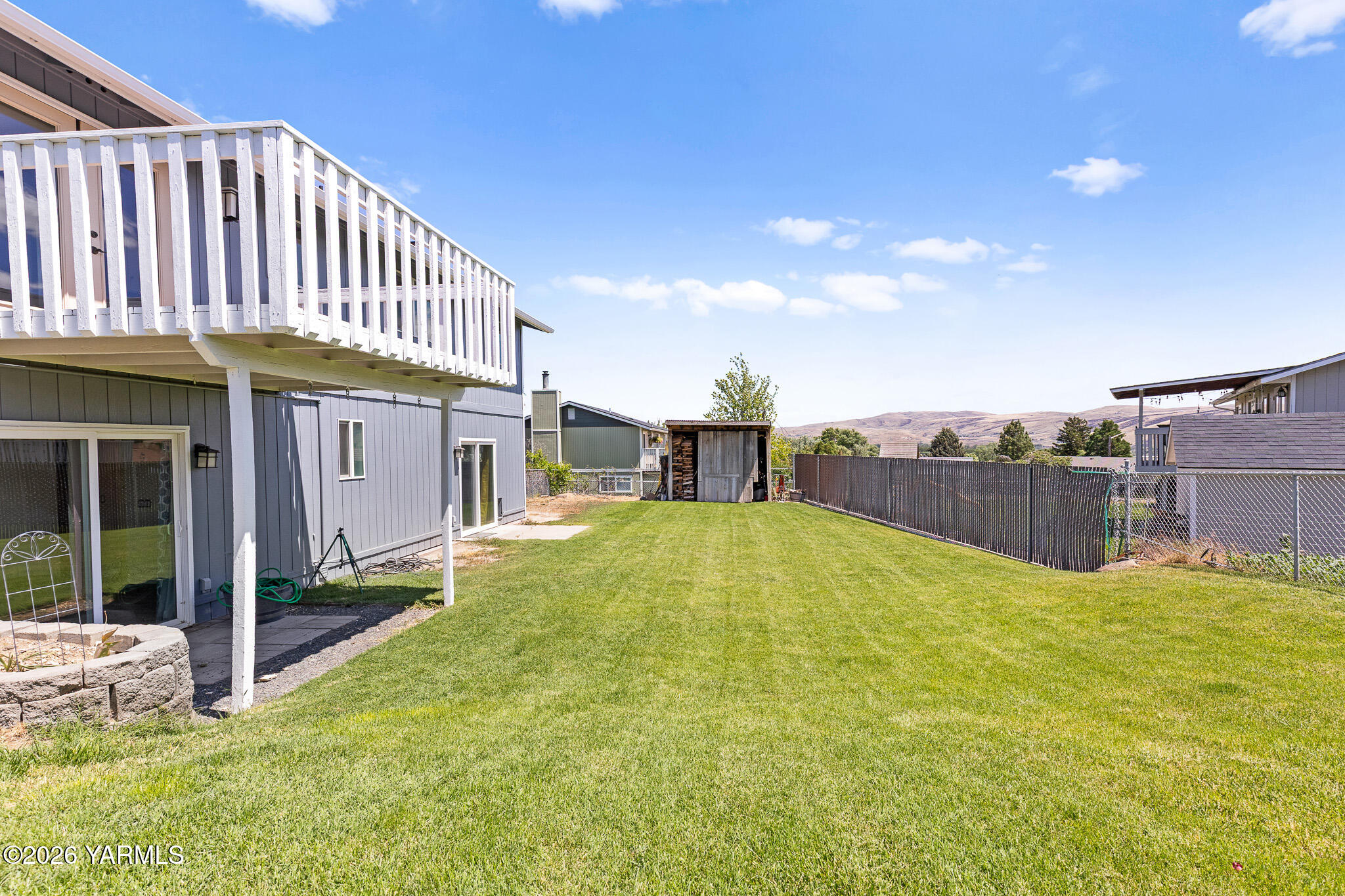 210 W Goodlander Rd