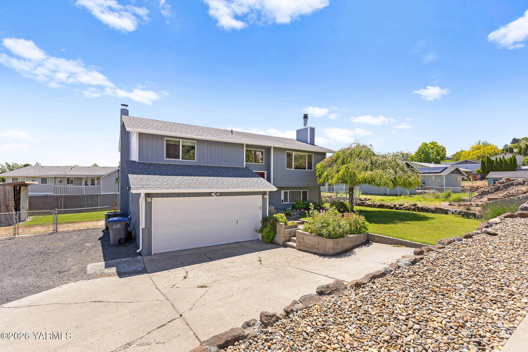 210 W Goodlander Rd
