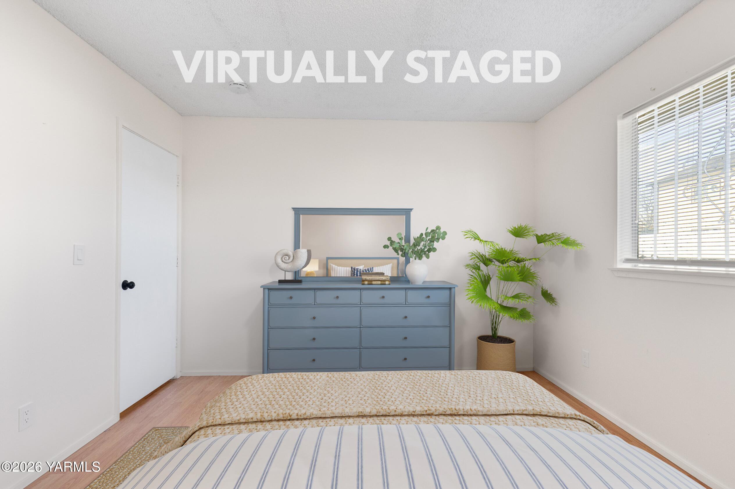 100 N 60th Ave Unit: 1