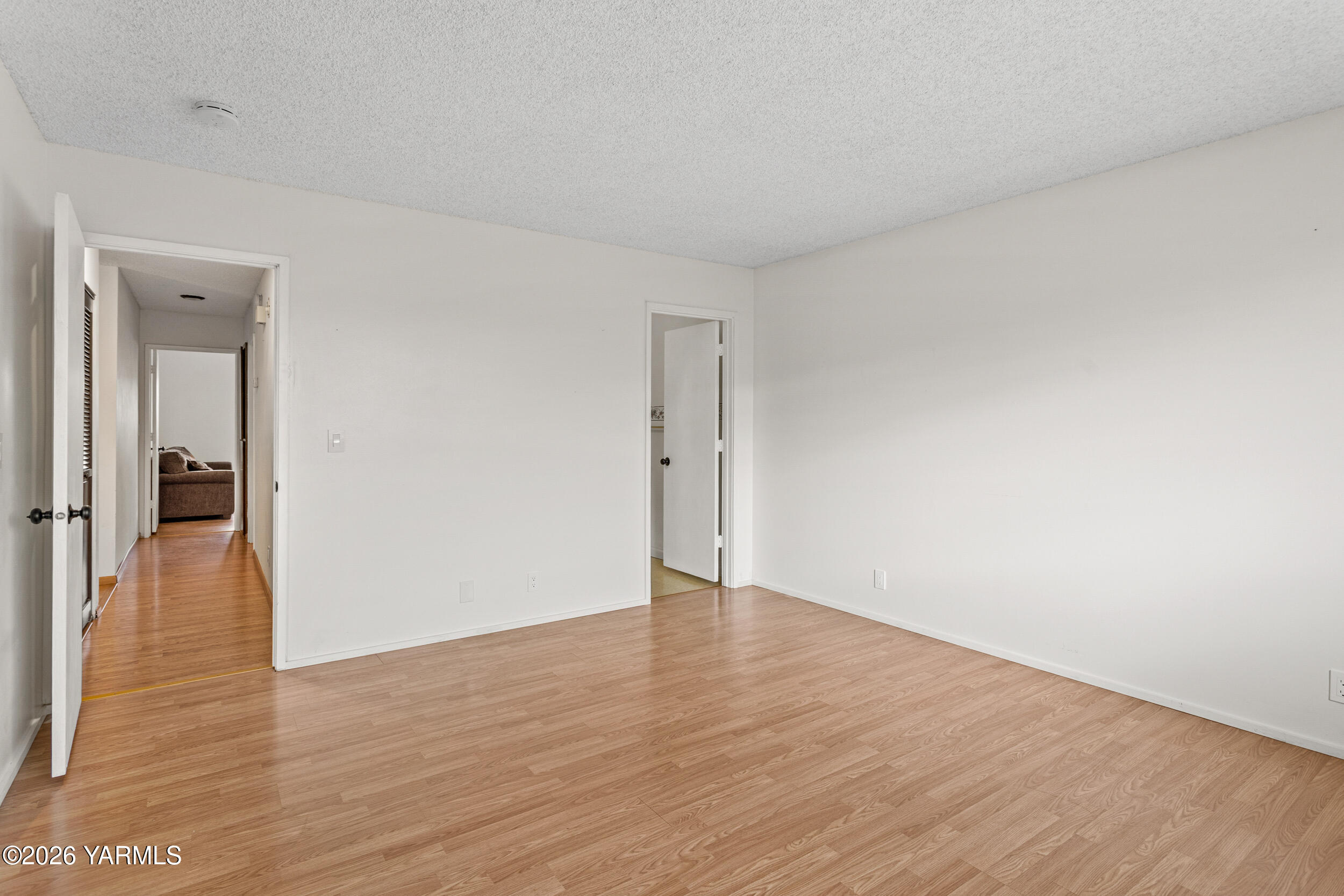 100 N 60th Ave Unit: 1