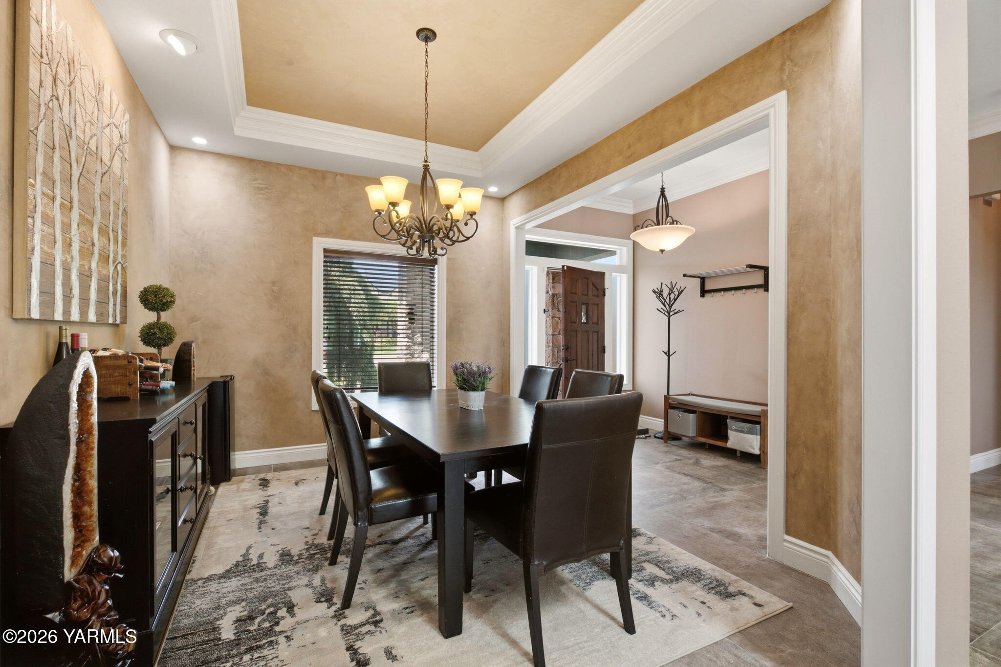 103 N 92nd Ave