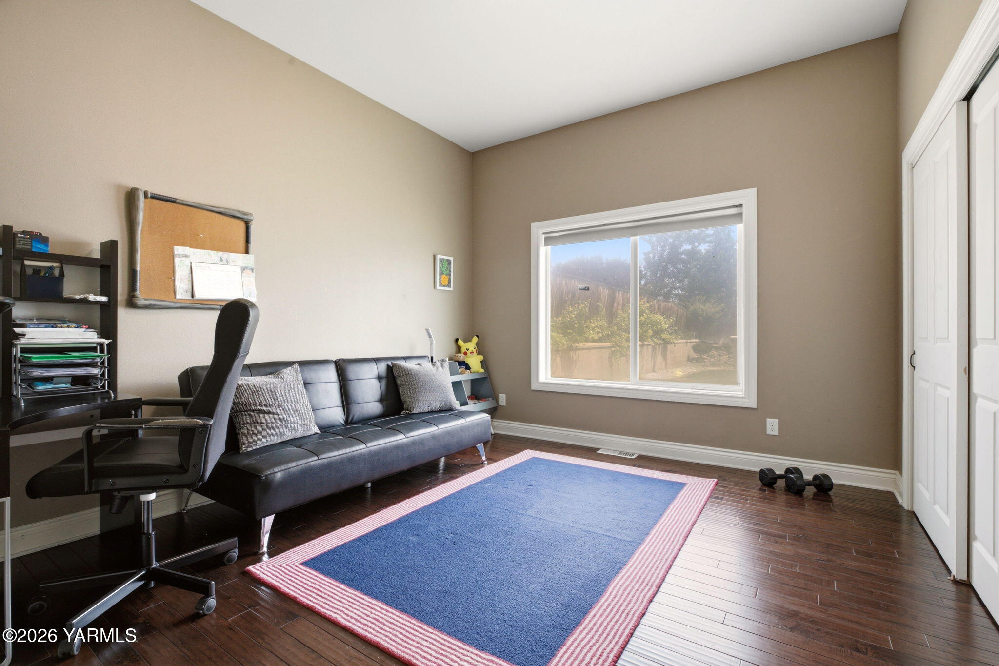 103 N 92nd Ave