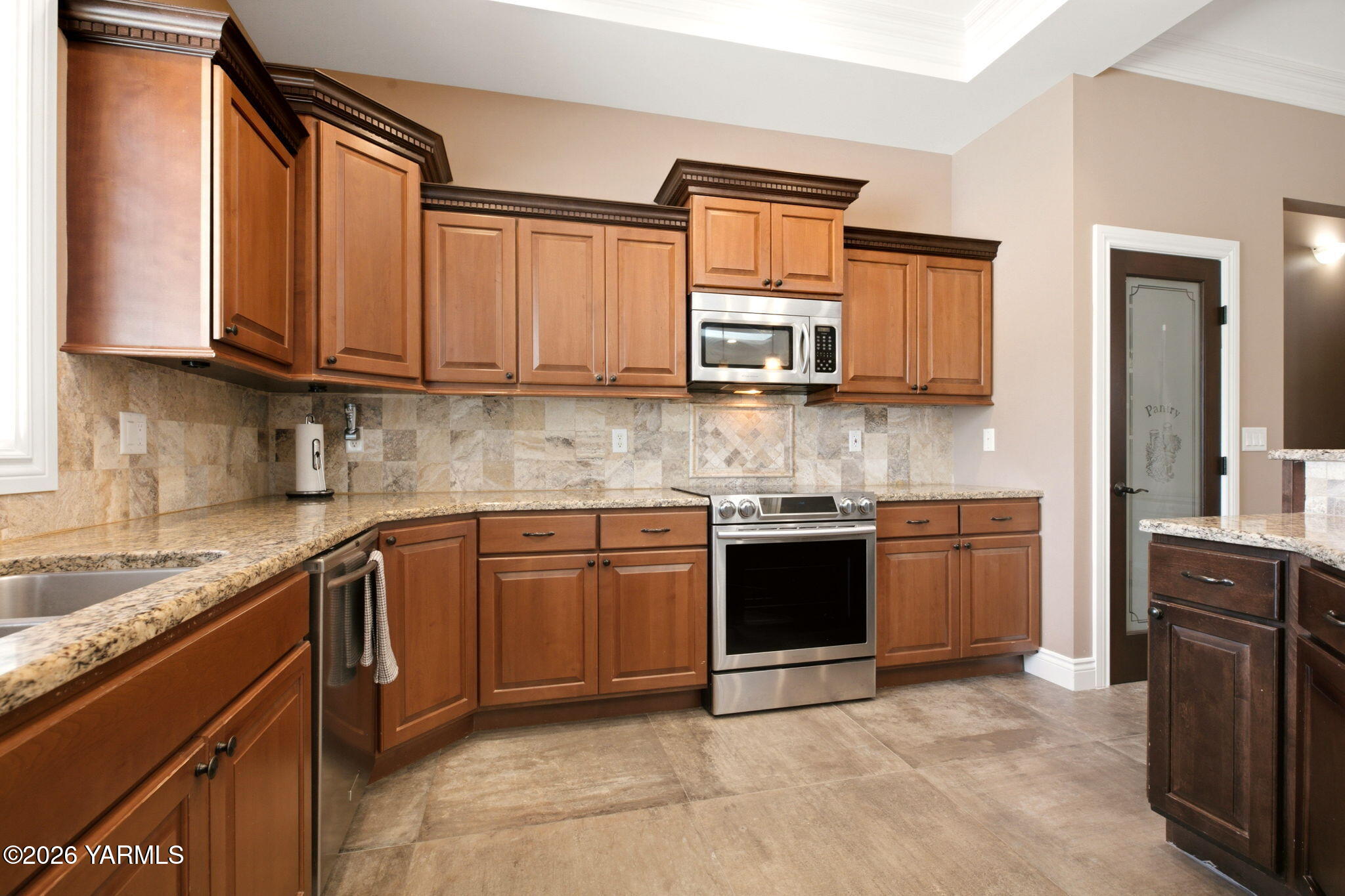 103 N 92nd Ave